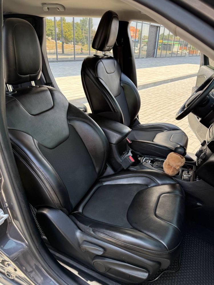 Jeep Cherokee Продам