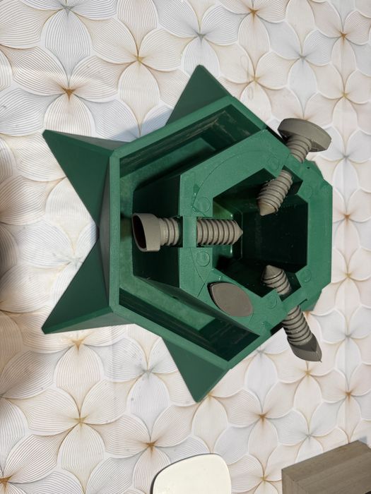 Regulowany uniwersalny stojak podstawa choinka 9,5 cm