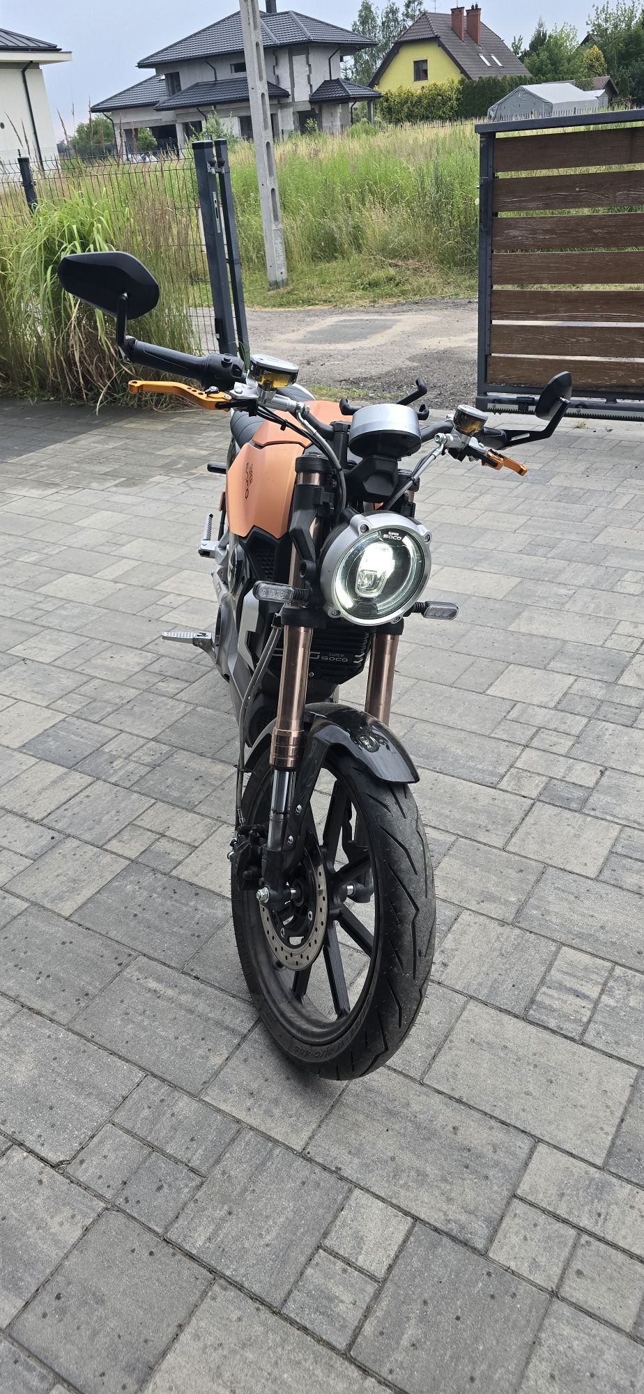Super Soco TC Max dodatk, kaski 1 wlasciciel