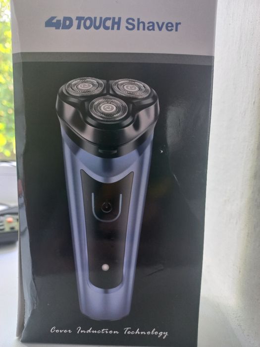 Продам роторну електричну бритву