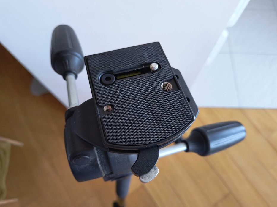 Statyw Manfrotto 055XPROB + głowica Manfrotto 808RC4 z płytką