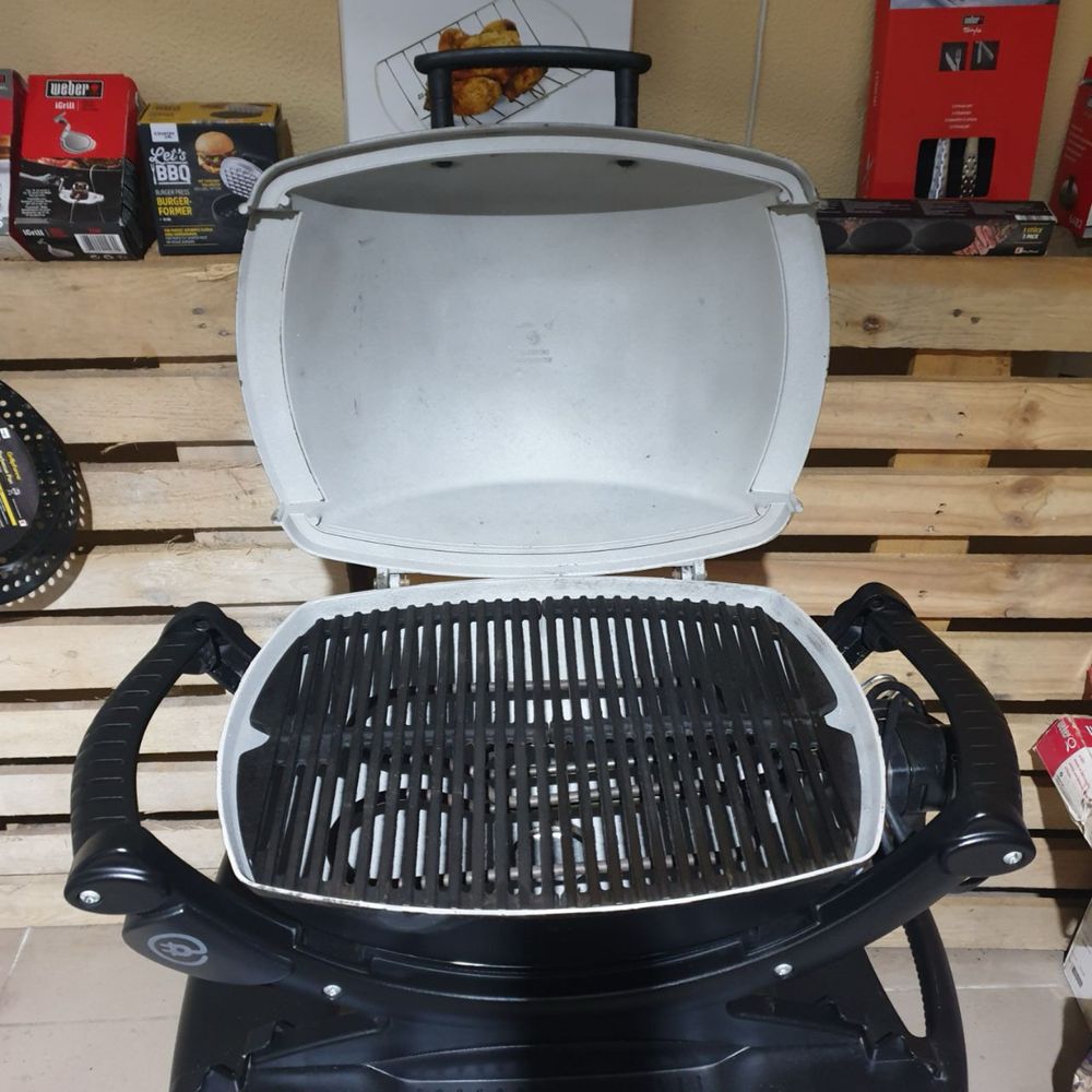 Електричний гриль Weber Q 1400