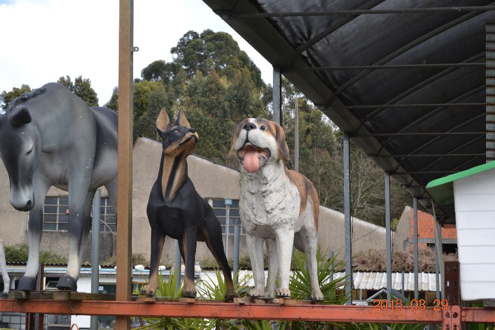 Cão / Animais em Fibra de Vidro