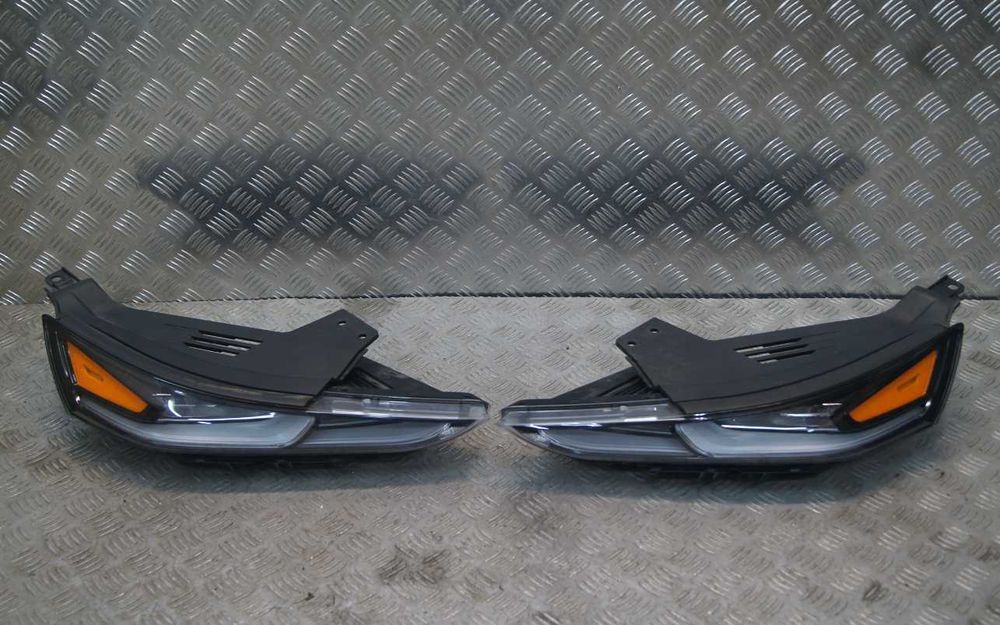 Фары передние Фара правая левая Hyundai Santa FE 2018-2023 разборка