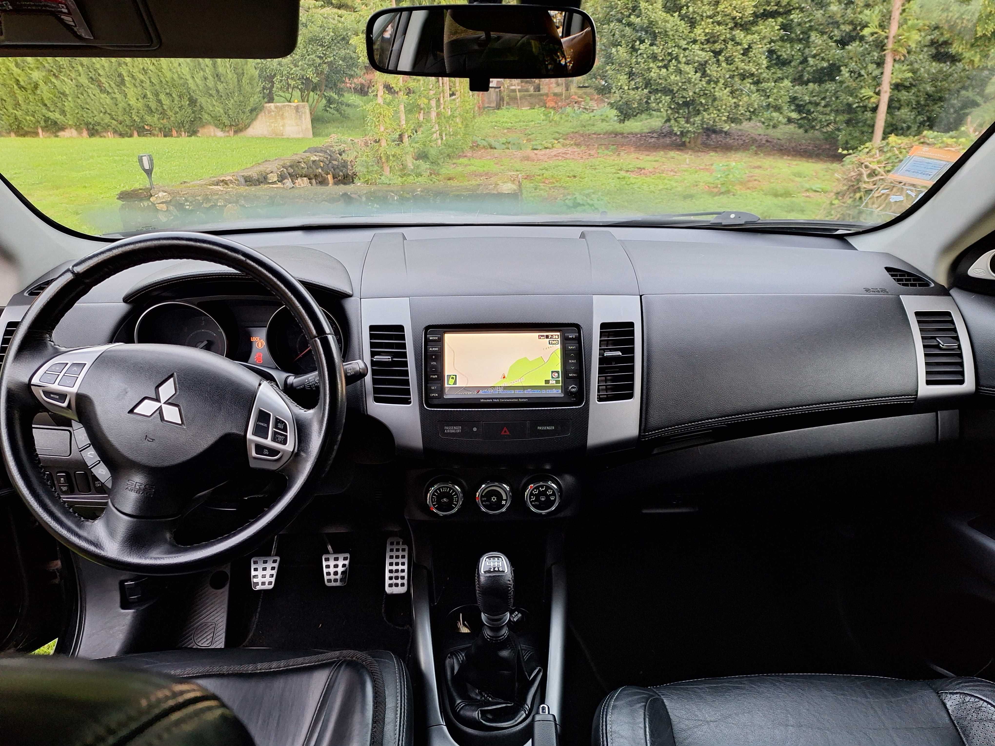Mitsubishi Outlander 7 lugares, Diesel 2011