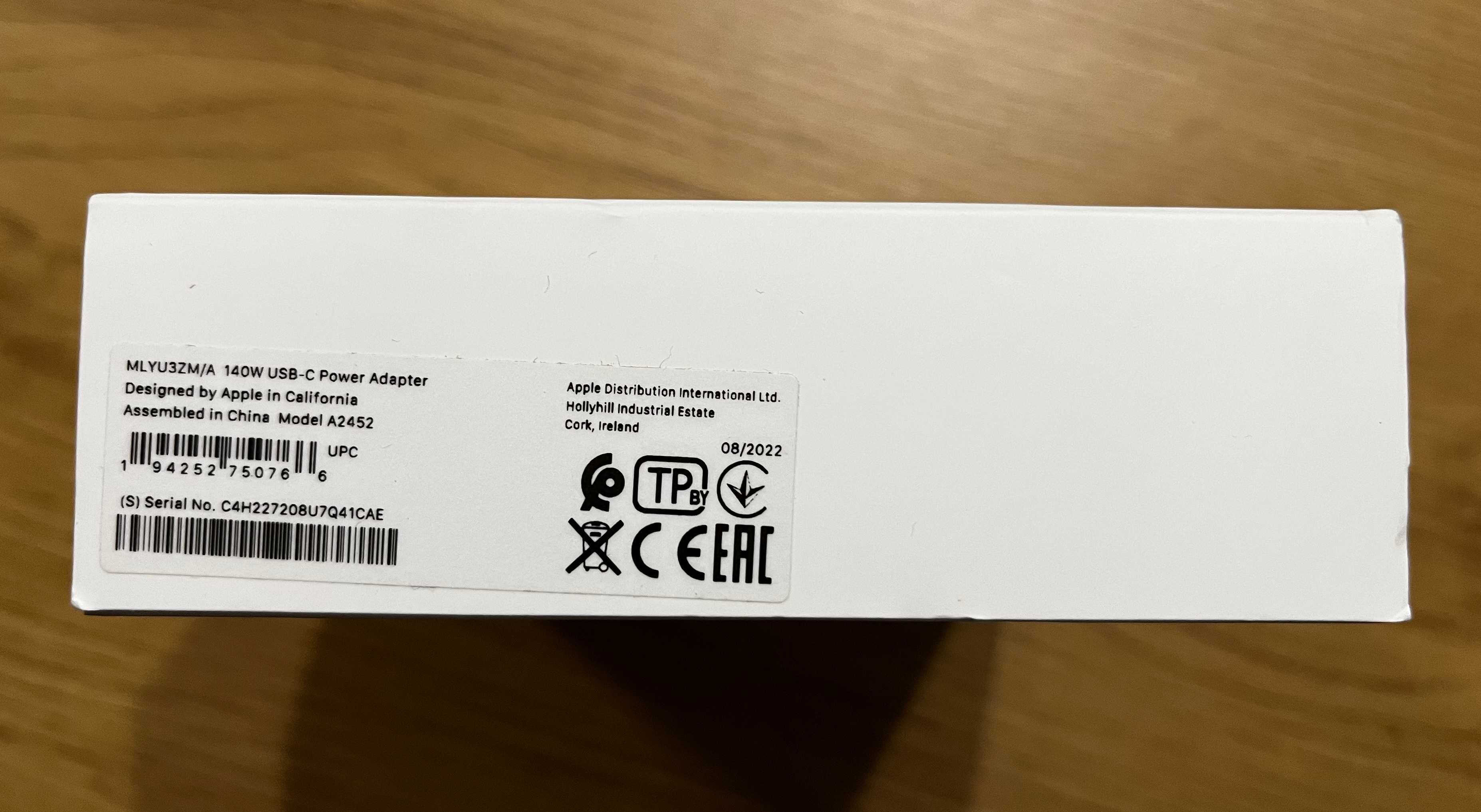 Nowy Apple Zasilacz USB-C o mocy 140 W - Zapakowane