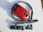 Odkurzacz miele Tango 1800W