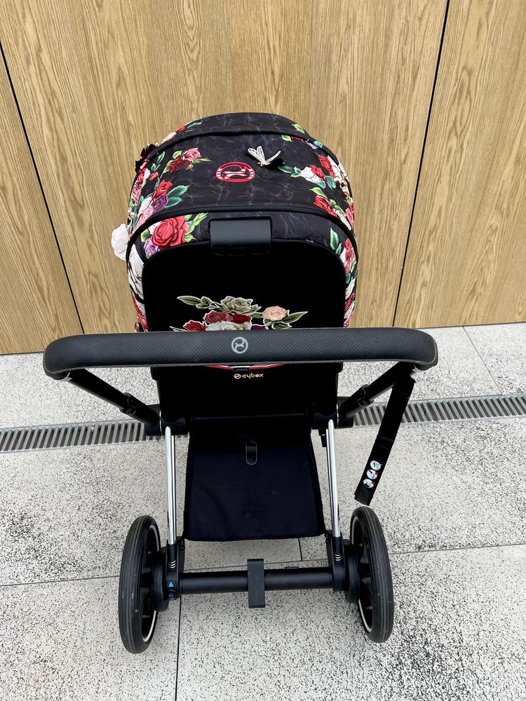 Wózek Cybex e-Priam Spring Blossom Dark 3w1 – stan bardzo dobry