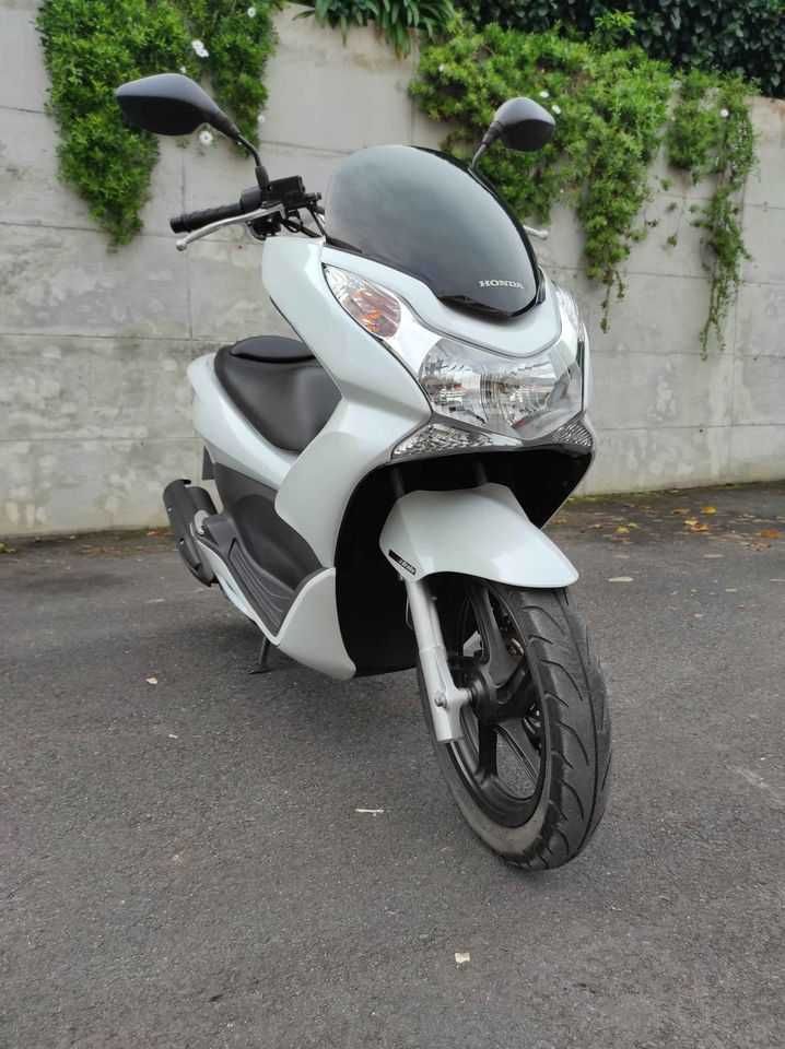 Scooter Honda PCX 125 - Menos de 11000 km - Scooter nos Açores