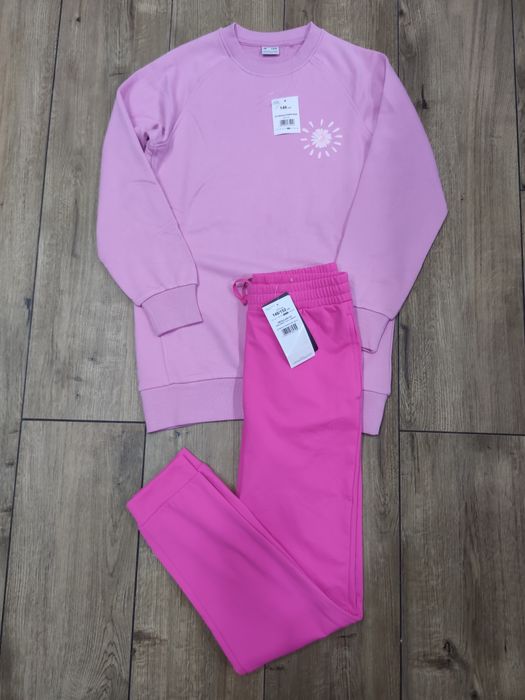 Dres zestaw dziewczęcy 4F bluza spodnie dresowe rozmiar 146
