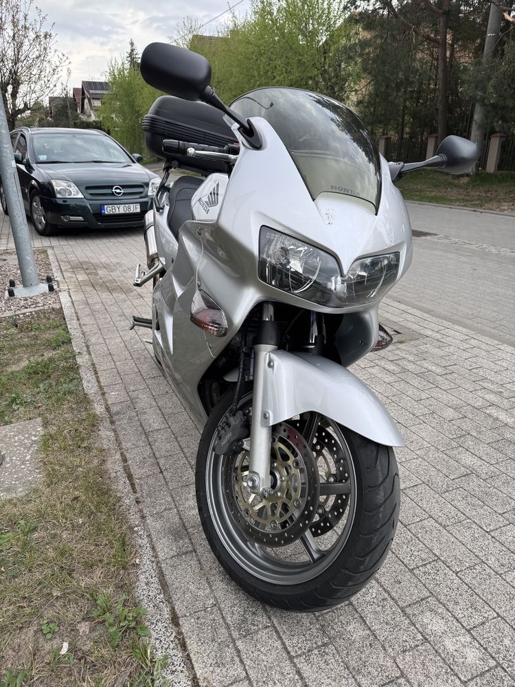 Honda VFR 800 V4 v-ka fv VAT