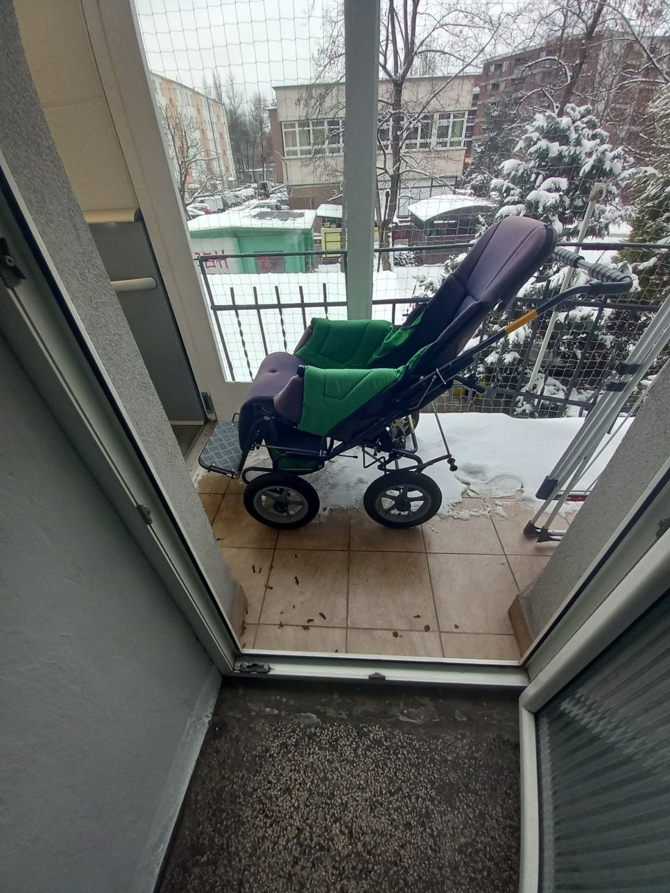 Sprzedam wózek inwalidzki