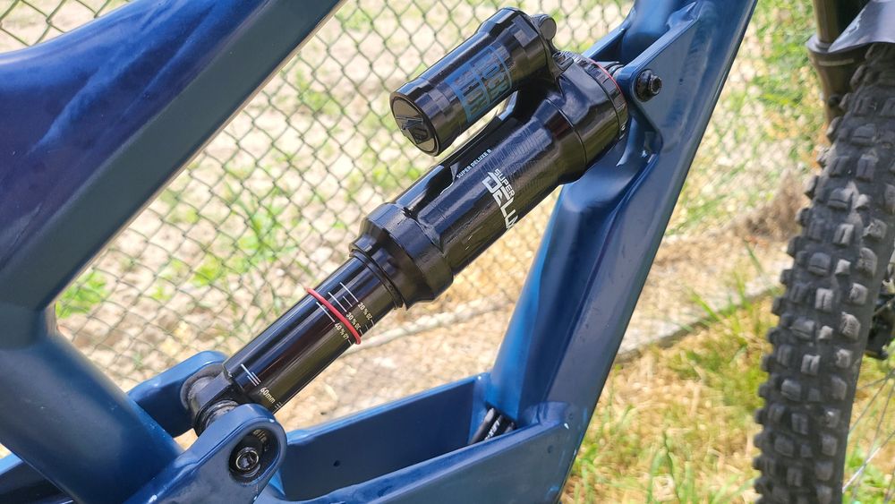 Обміняю амортизатор rockshox super Deluxe R (Fox DVO rockshox)