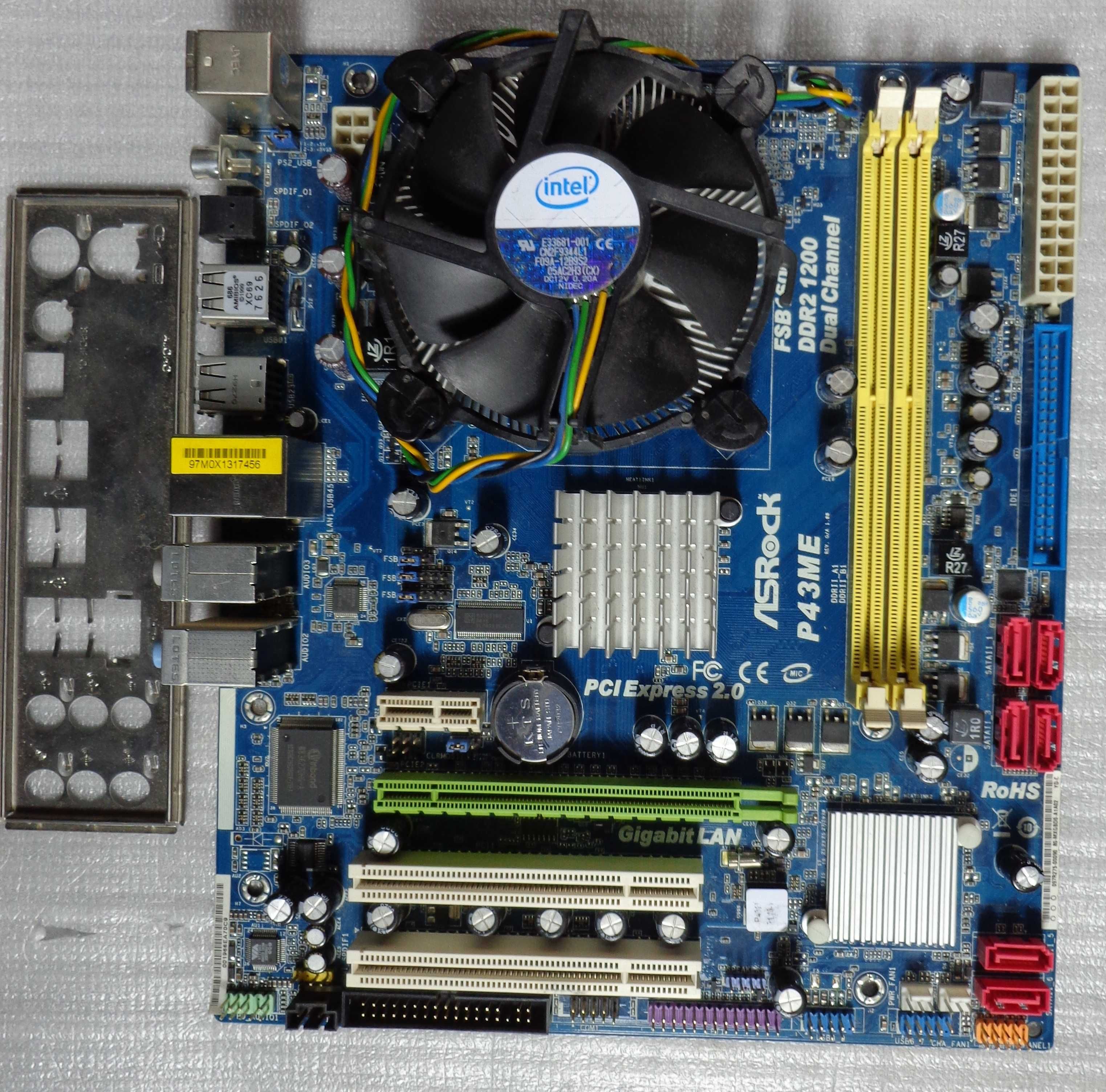 Комплект 4 ядра Intel Xeon® L5410 /ASRock P43ME / (DDR2)