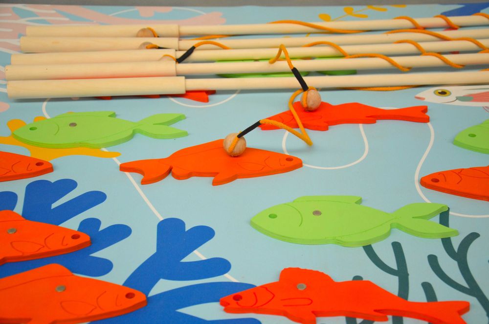 Łowienie rybek xxl – drewniana gra magnetyczna, atrakcja eventowa