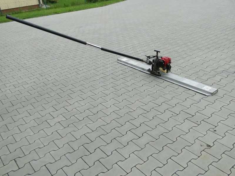 Łata wibracyjna KREBER ENAR BELLE HONDA 2m do wylewek Germany