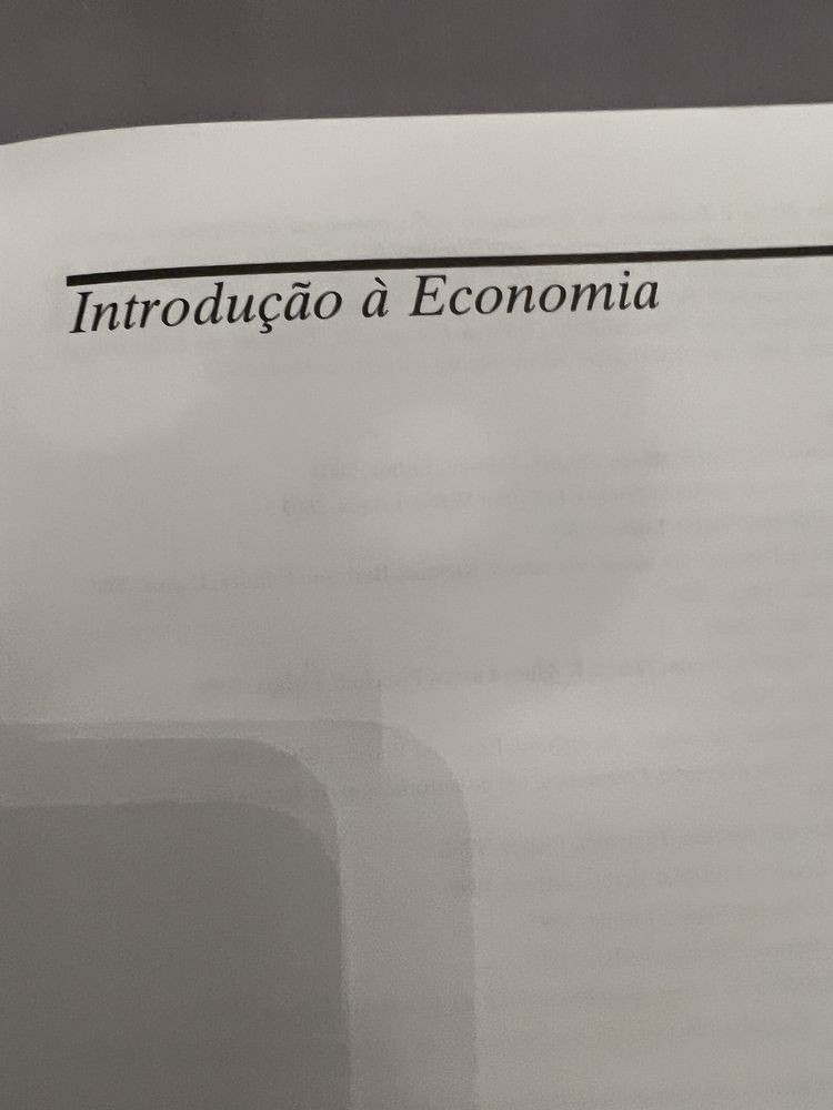 Livro de economia de João César das Neves. 8. Edição  das