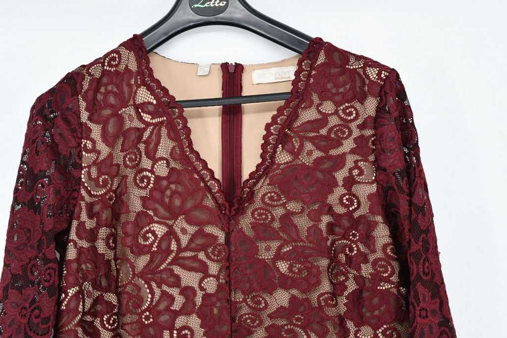 Elegancka, klasyczna sukienka rozkloszowana Bodyflirt 44/46