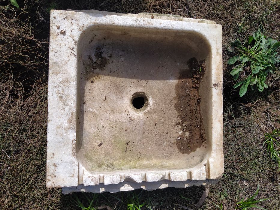 Pia de Pedra Mármore