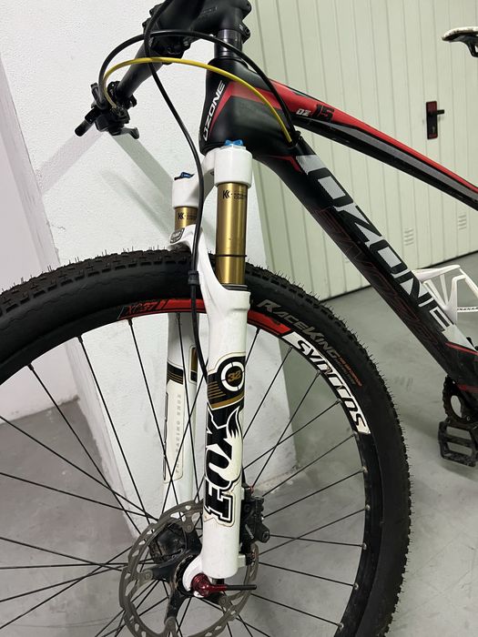 Bicicleta BTT Ozone Carbono