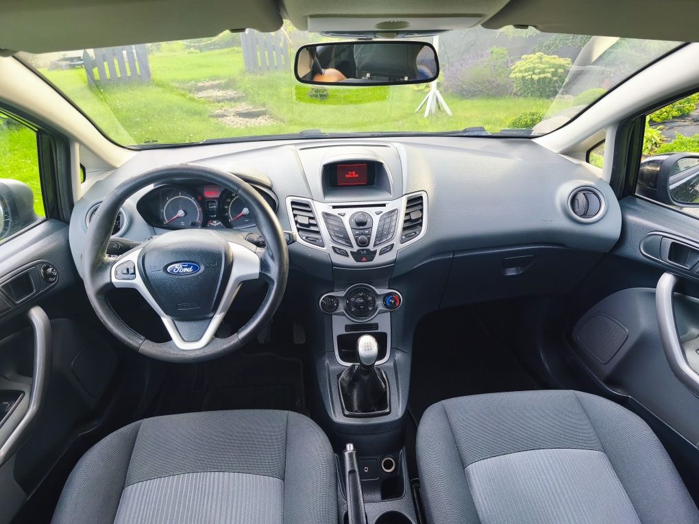 Ford fiesta 1.6 TDCi 2010 rok