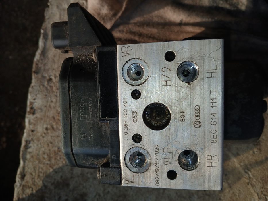 Блок ABS Ауди А6 С5 кватро 2000г