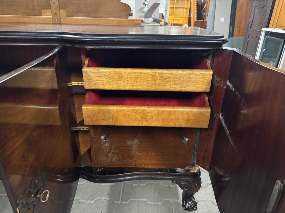Komoda w stylu chippendale komoda drewniana komoda orzech