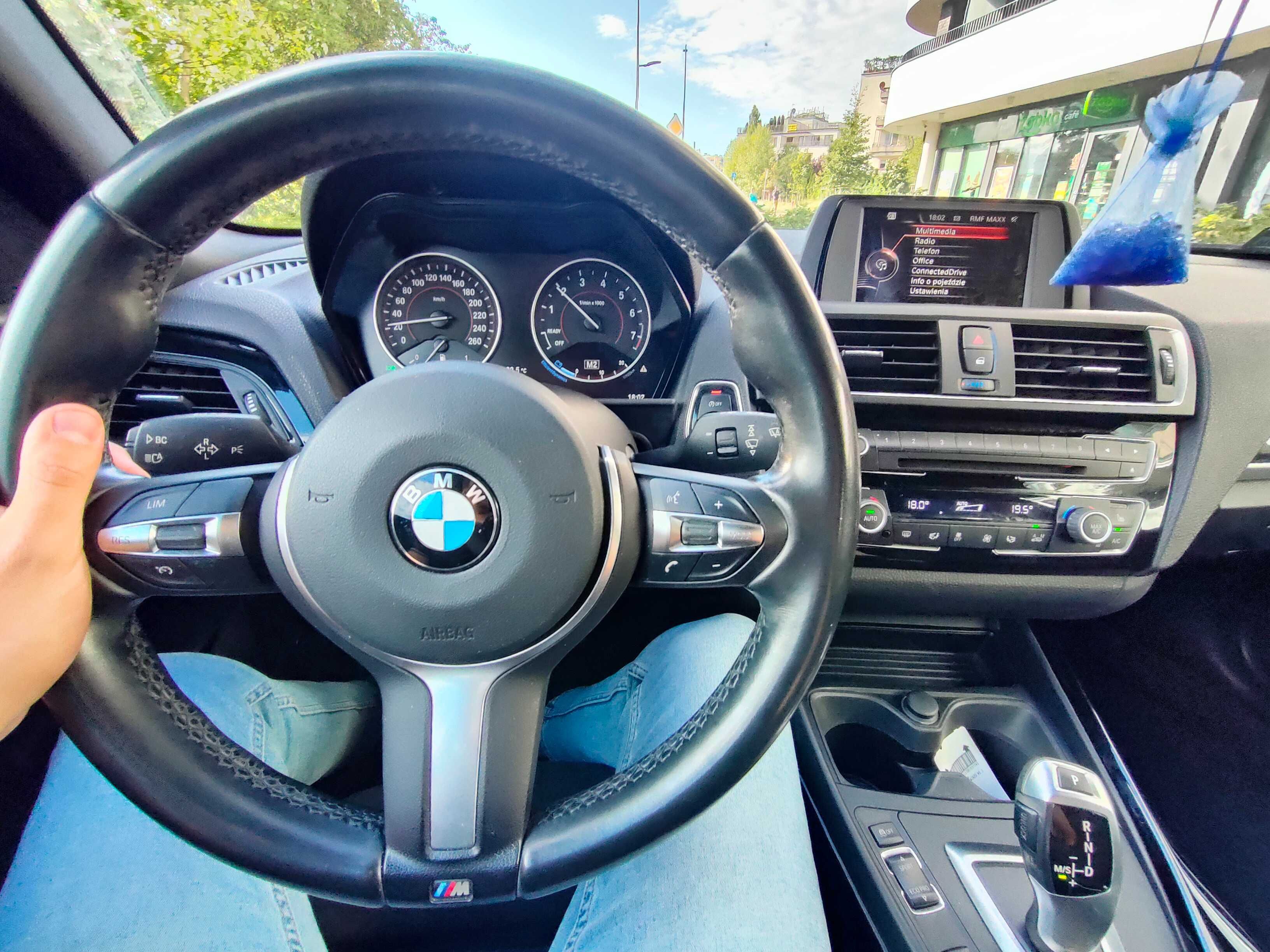 BMW 118i 2016 polski salon bezwypadkowe idealny stan M sport jedyne