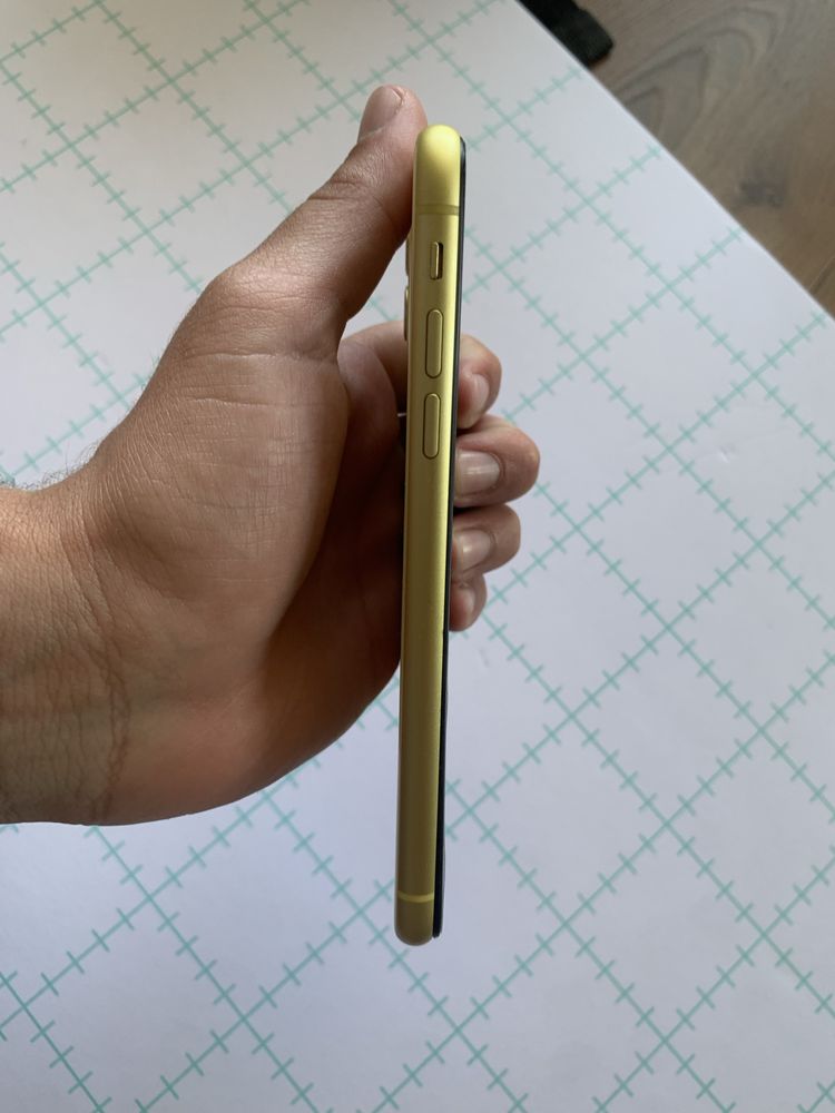 Iphone 11 Bem estimado