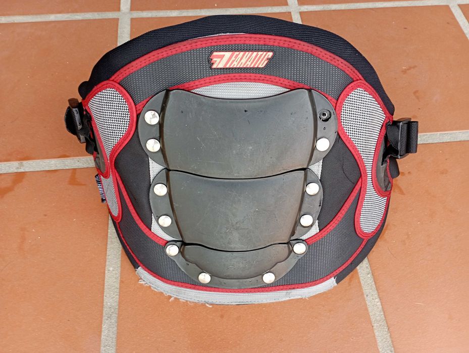 Arnês de windsurf Fanatic, tamanho S