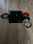 Konsola Ps4 Pro SSD 1TB, dwa pady