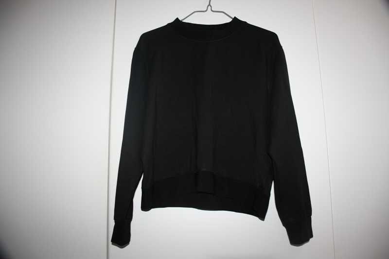 Camisola preta com gola e punhos iguais da ZARA Tamanho S