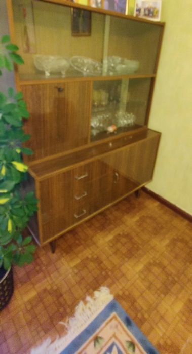 Serwantka barek rok 1974 wysoki połysk