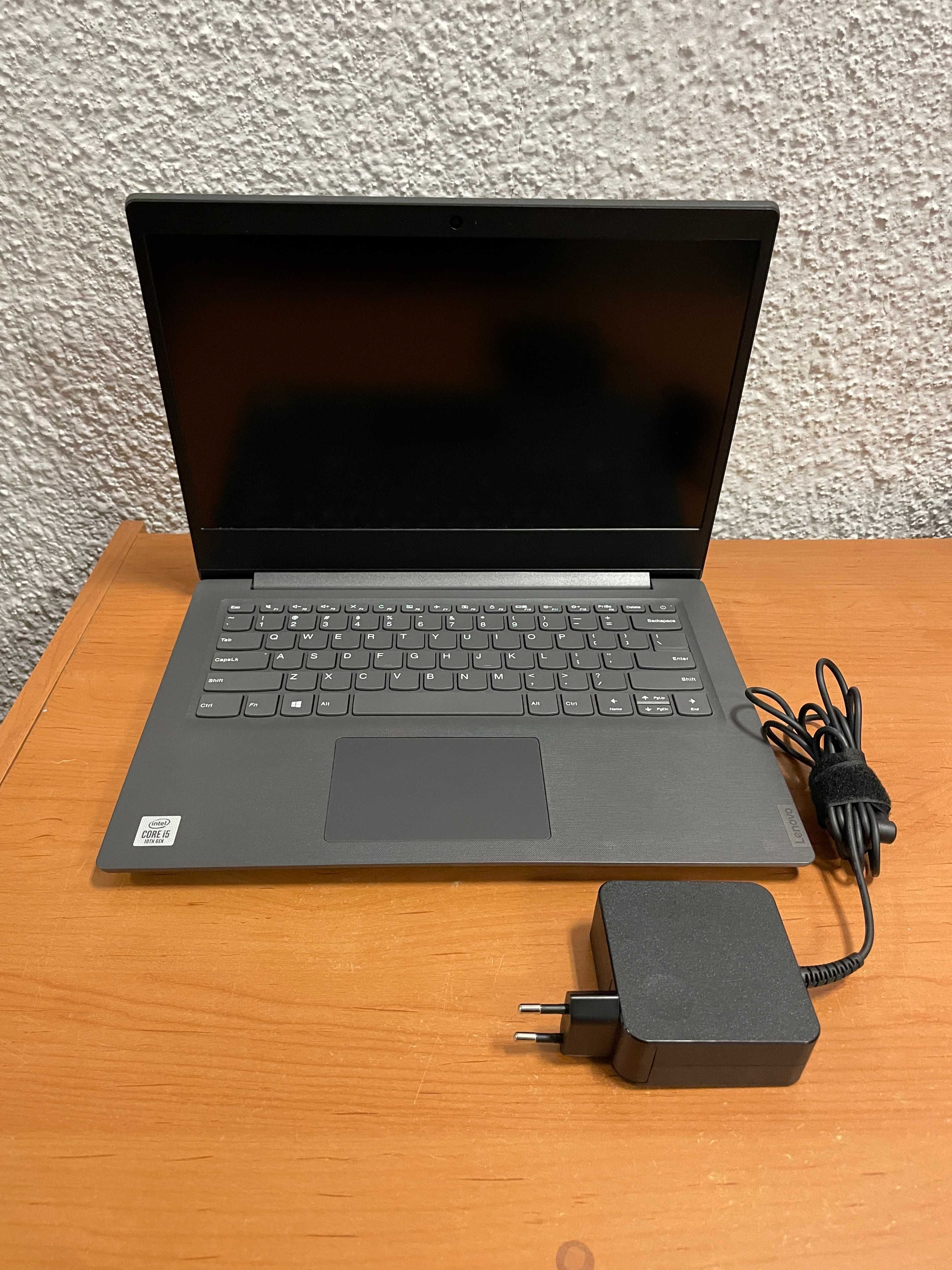 Laptop Lenovo V14-IIL 14 " Intel i5 10th  8 GB RAM / 256GB SSD