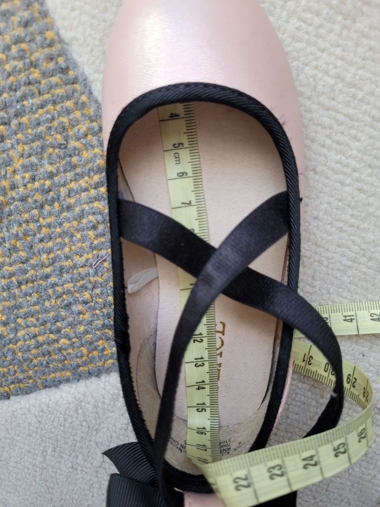 Туфли балетки туфлі туфельки нарядні 25 розмір 15 см
