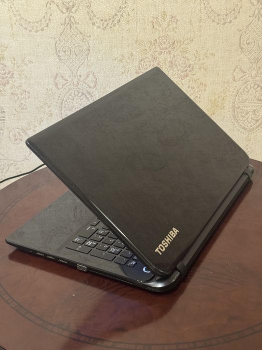 Ноутбук Toshiba Satellite L50D A10 HDD 320GB