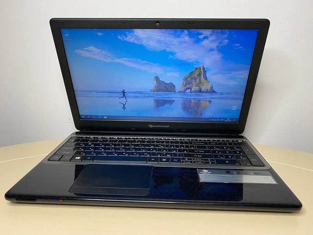 Як новий 4-x ядерний потужний ноутбук Acer packerd для навчання роботи