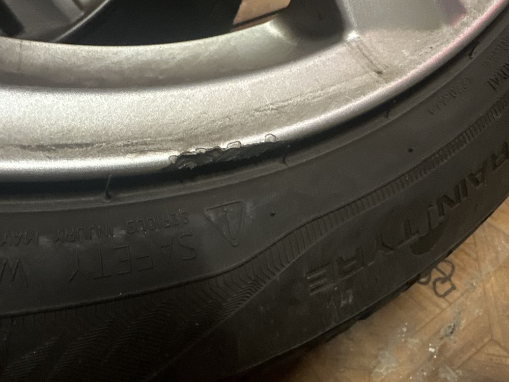 Koła Honda jazz zimowe 185/55 R16 T XL uniroyal MS plus 77