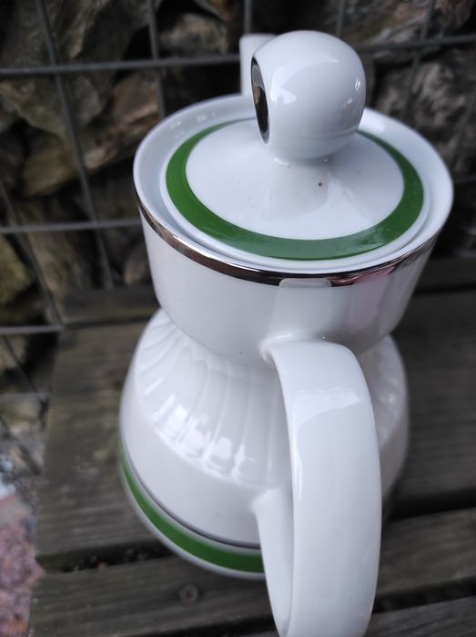 Dzbanek porcelanowy do kawy lub herbaty