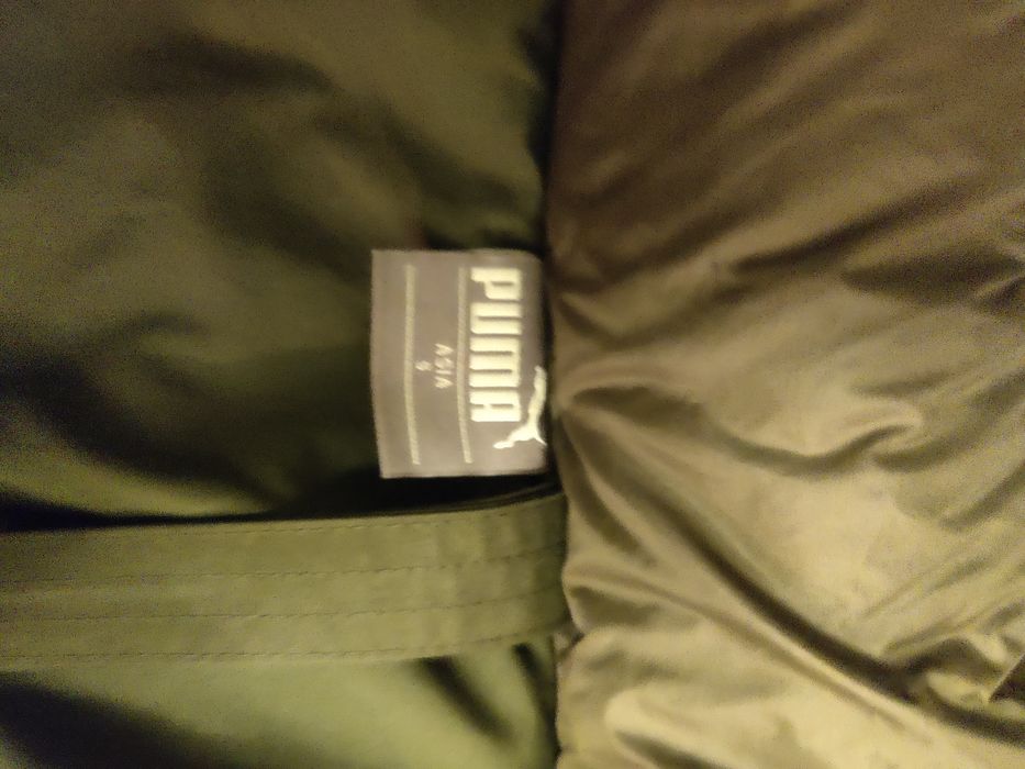Продам зимнюю куртку парка Puma.