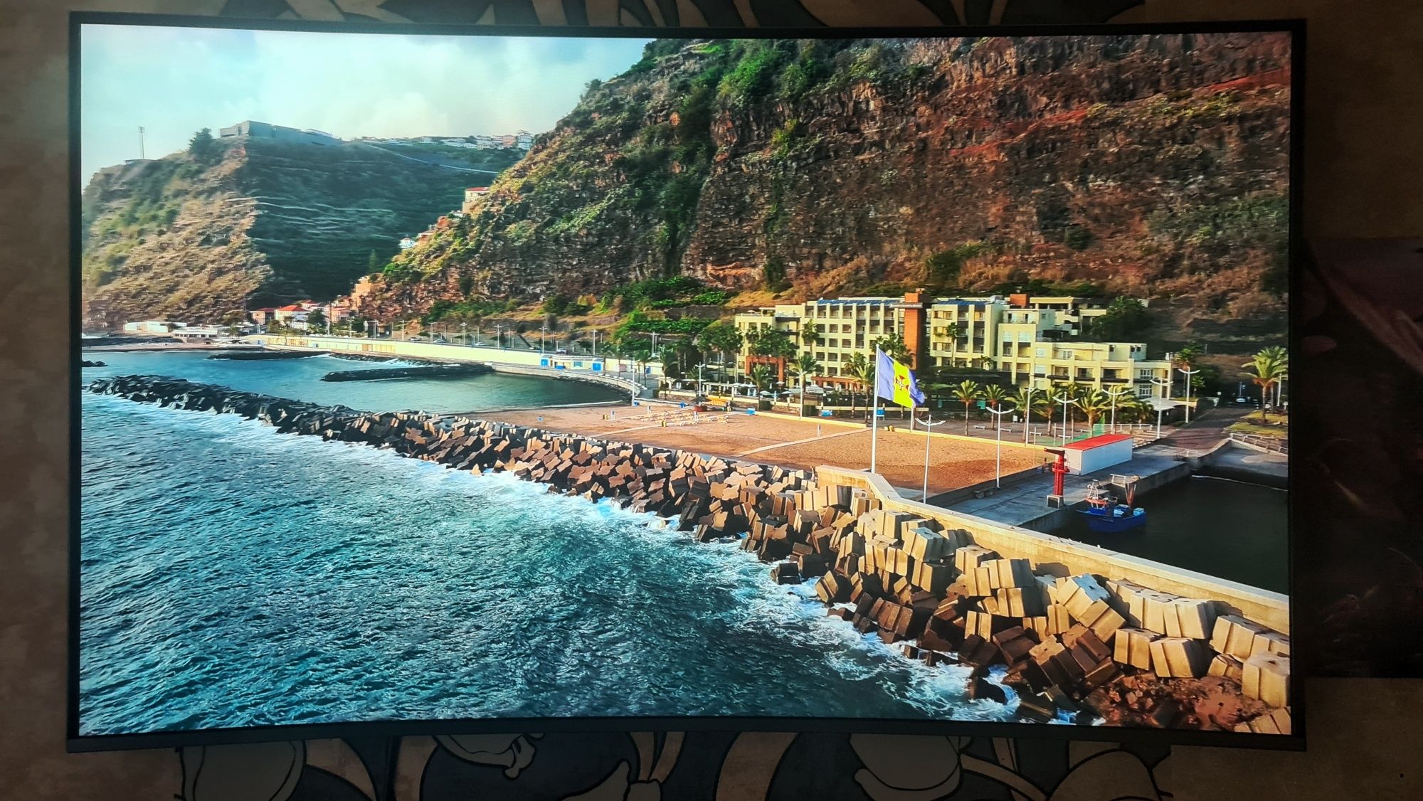 Телевізор Samsung UHD 4K 55" вигнутий екран - відмінний стан
