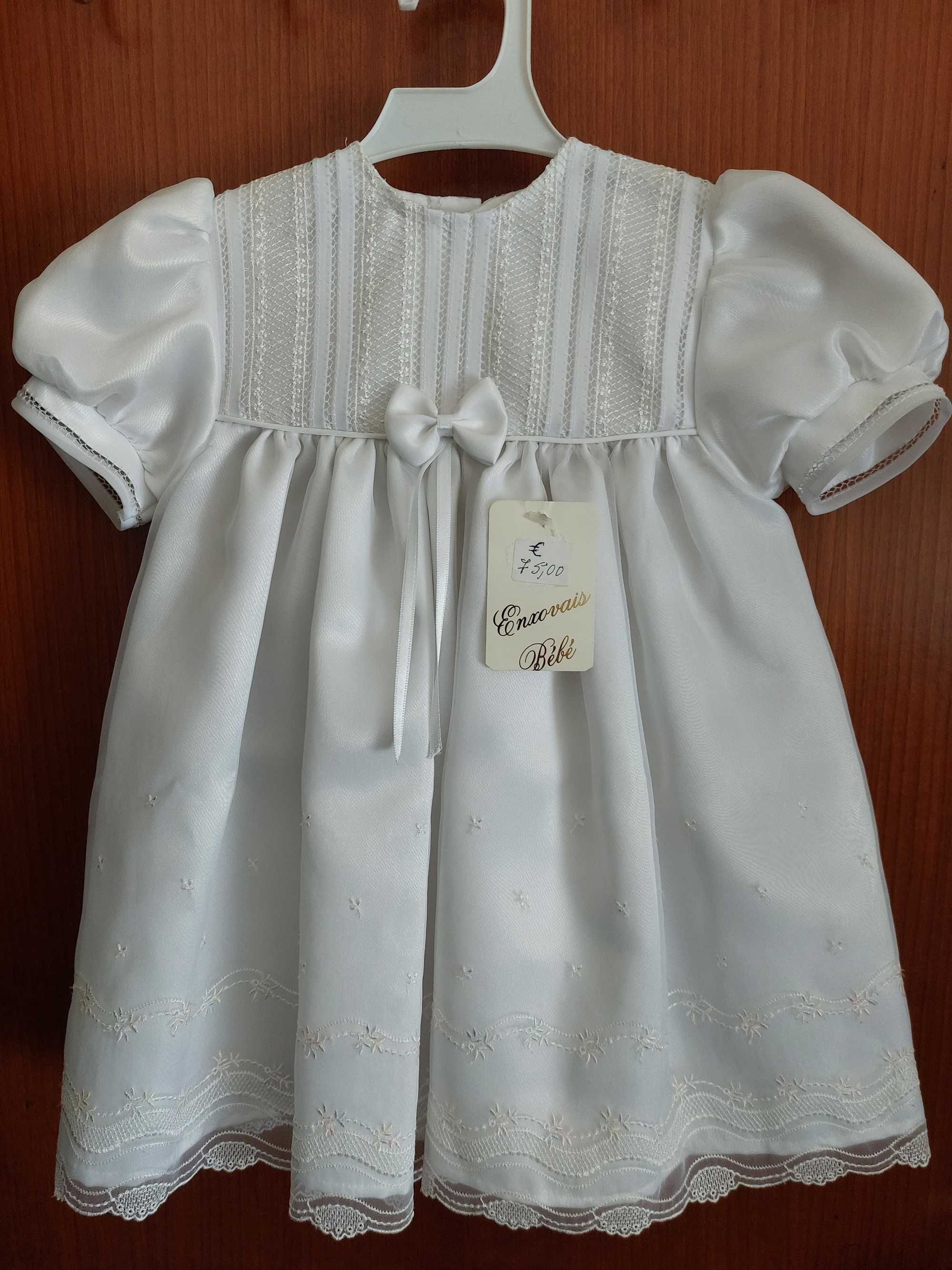6 Vestidos Cerimônia ou Batizado Criança 12 meses, Novos com Etiqueta!
