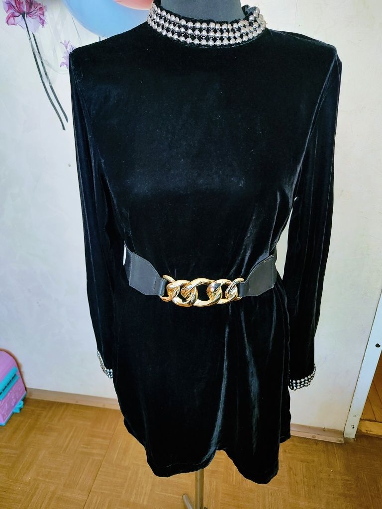 Czarna welurowa sukienka mini h&m 40