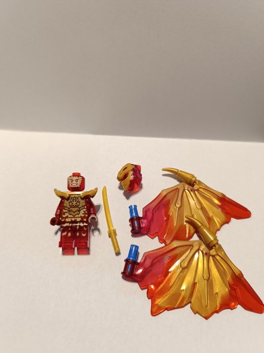 LEGO ninjago Crystalized Kai Golden Dragon