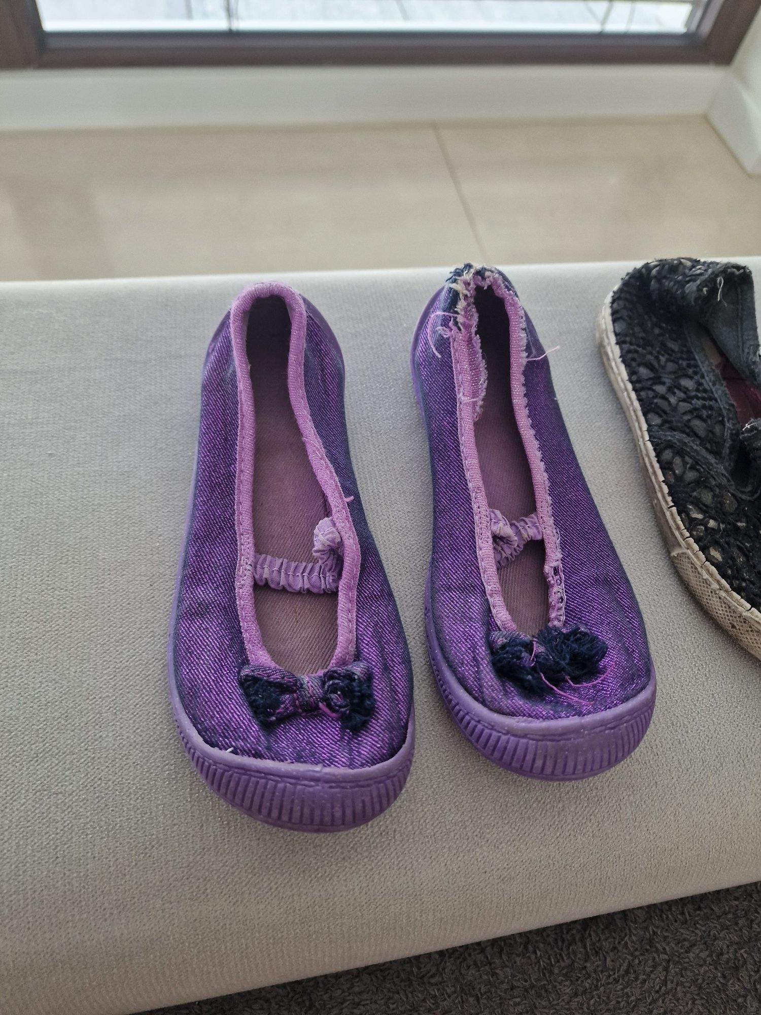 Buty 29-31. Sandałki, balerinki.