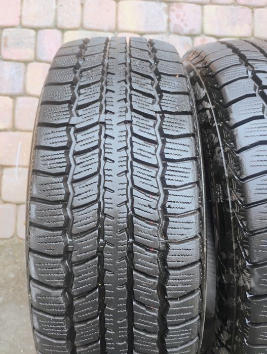 Opony zimowe bus 215 65 r16c 109/107T jak nowe 2022rok 2szt.