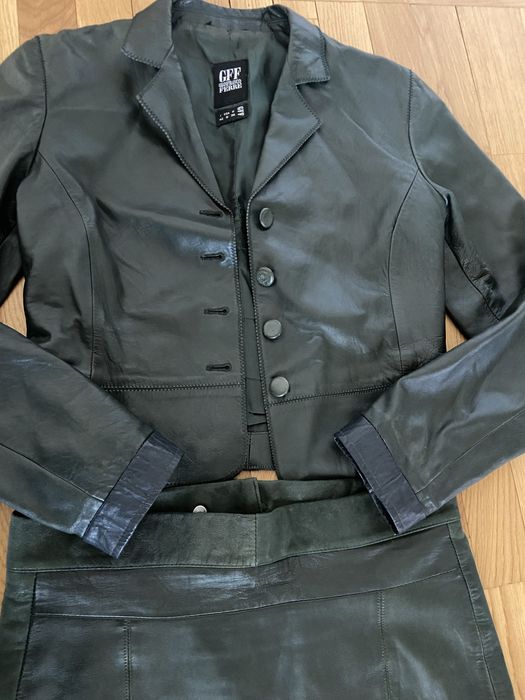 Продам шкіряний костюм