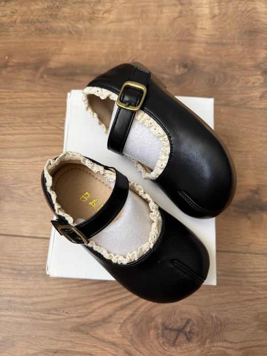 туфельки для дівчинки 23-24 розмір