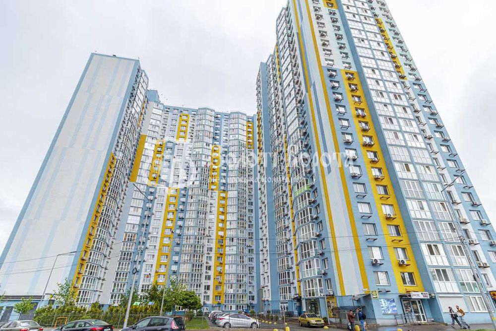 Квартира, 2к. Без ремонту. Вишняківська, 2, Осокорки, Дарницький район