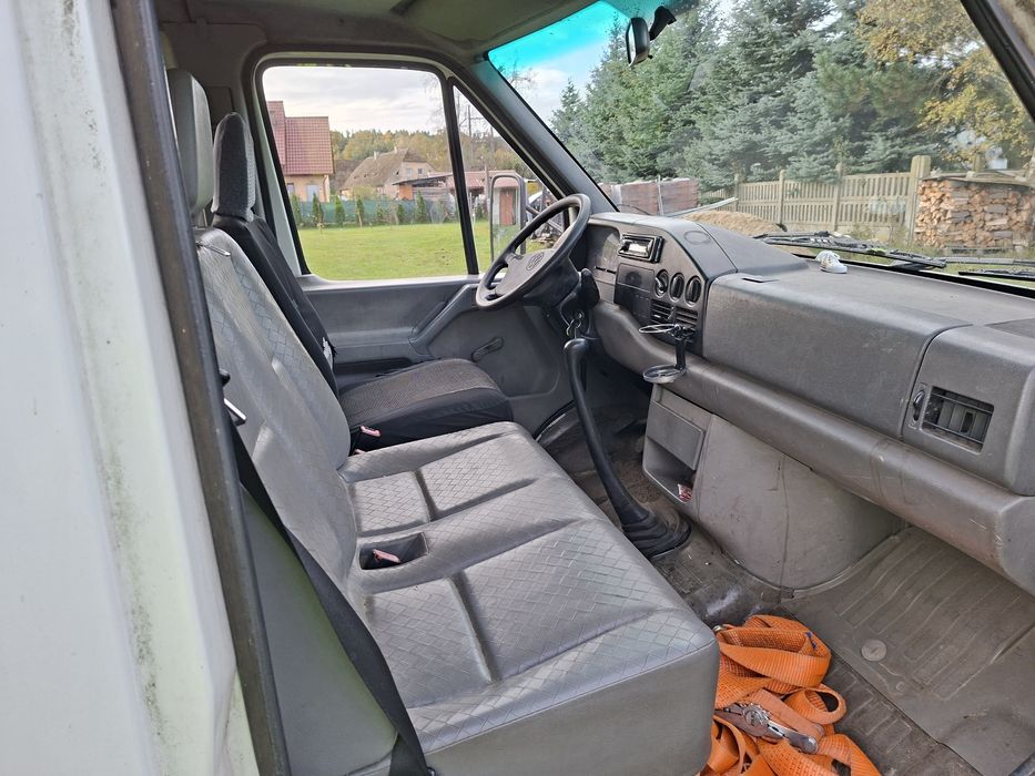 Volkswagen LT35 2.8HDI 7osobowy.